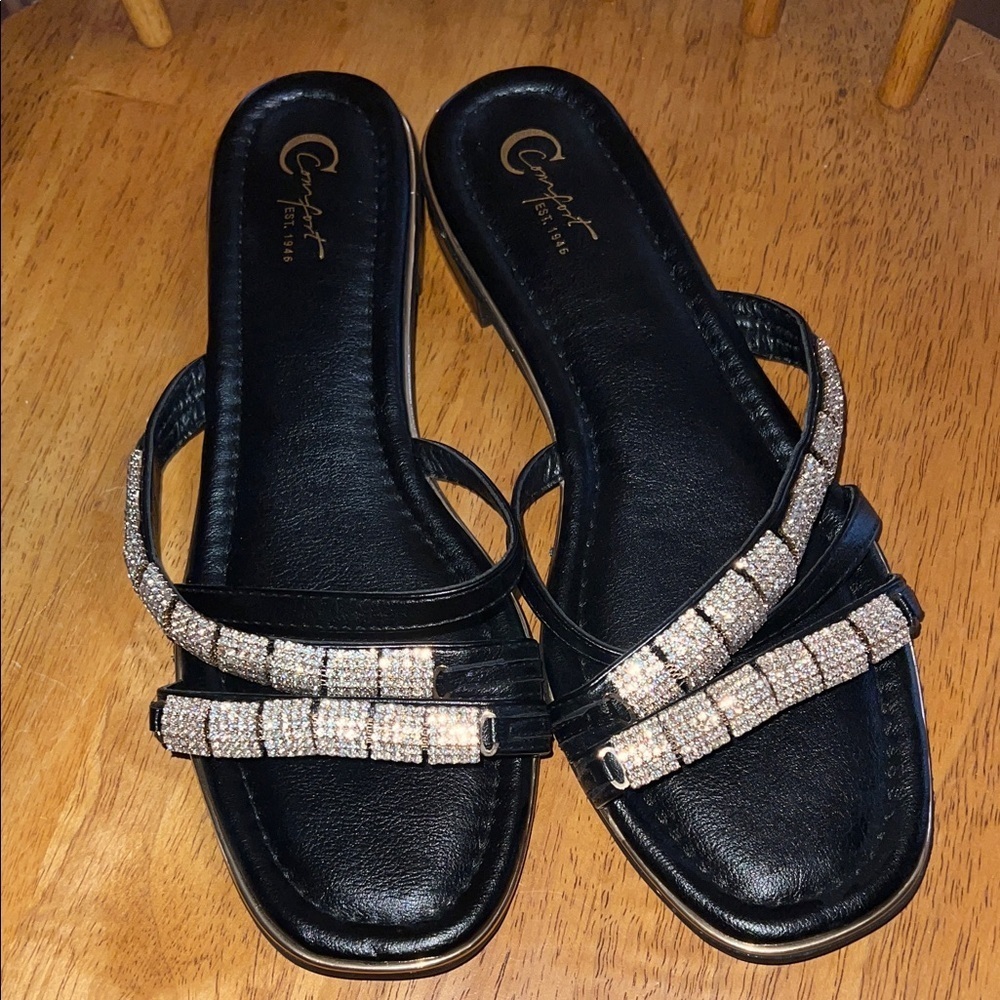 Comfort Est. 1946 Women's Sandals in Black with Silver Accents 9